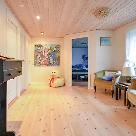 Nice In With Kitchen Тистед